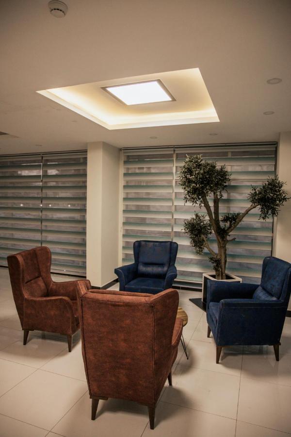Bornova Hotel
